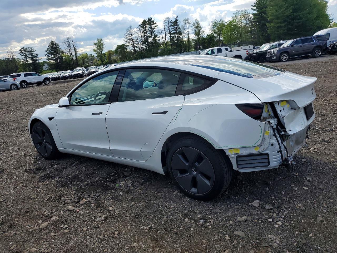 2022 Tesla Model 3 - Image 2