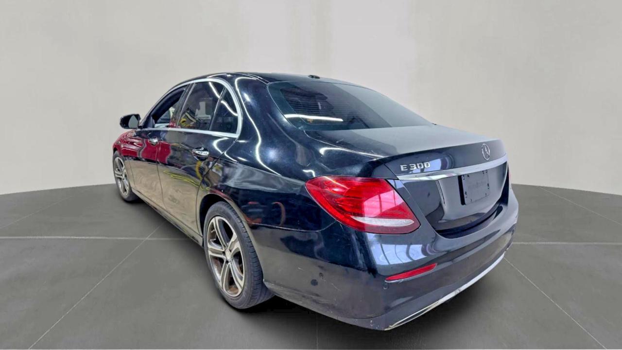 2017 Mercedes-Benz E 300 - Фото 3