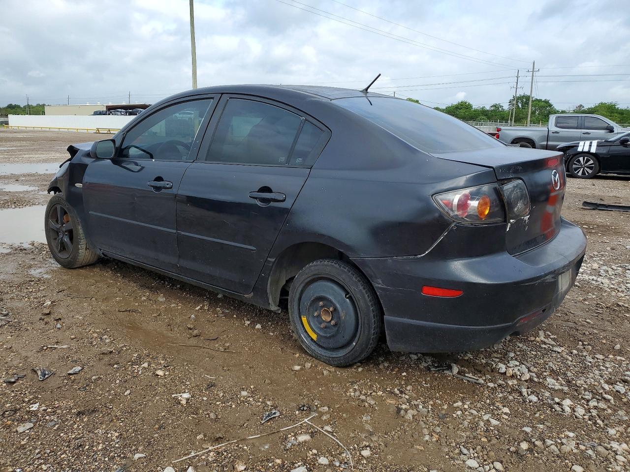 2005 Mazda 3 I - Image 2