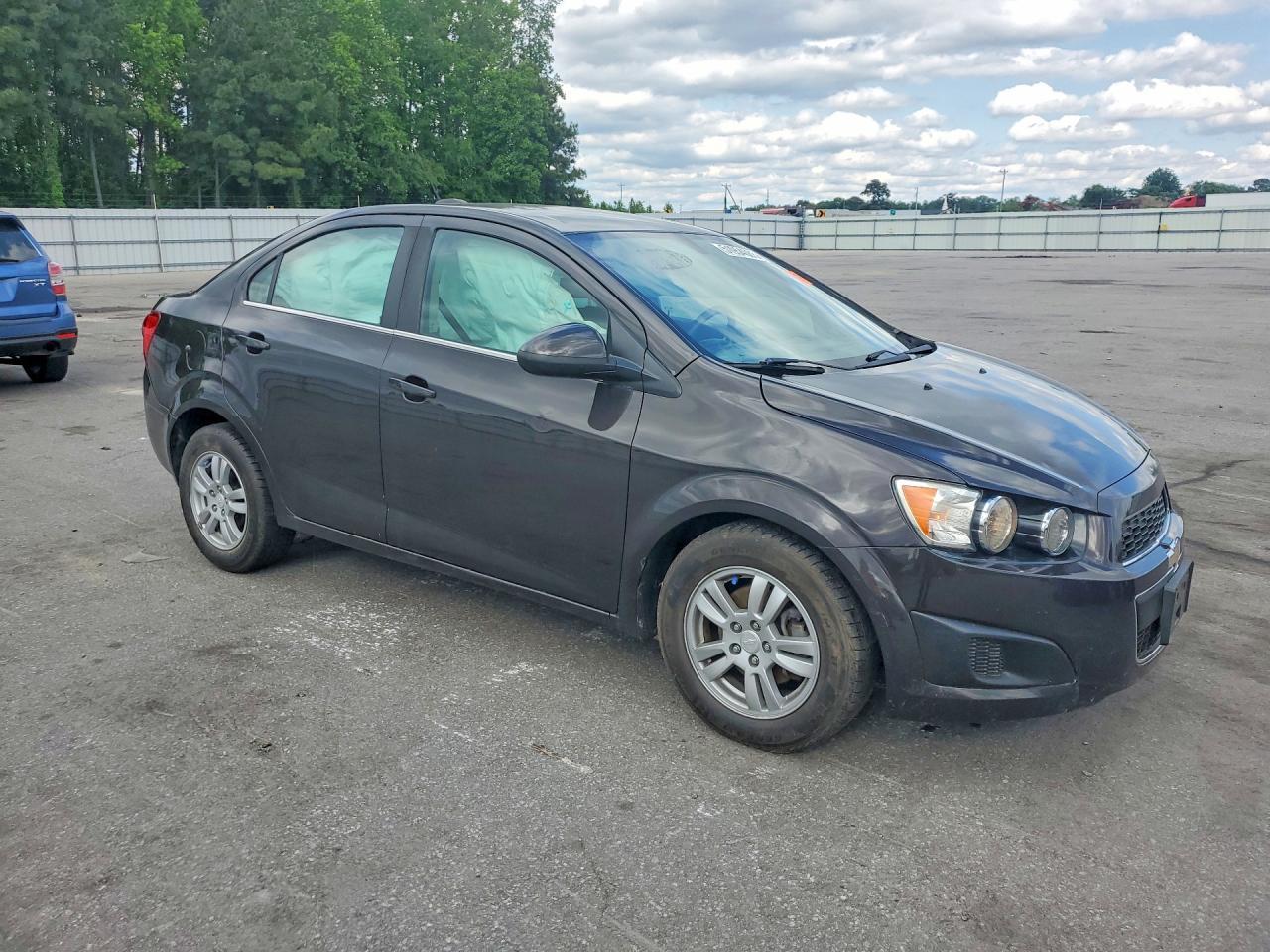 2015 Chevrolet Sonic Lt - Фото 4