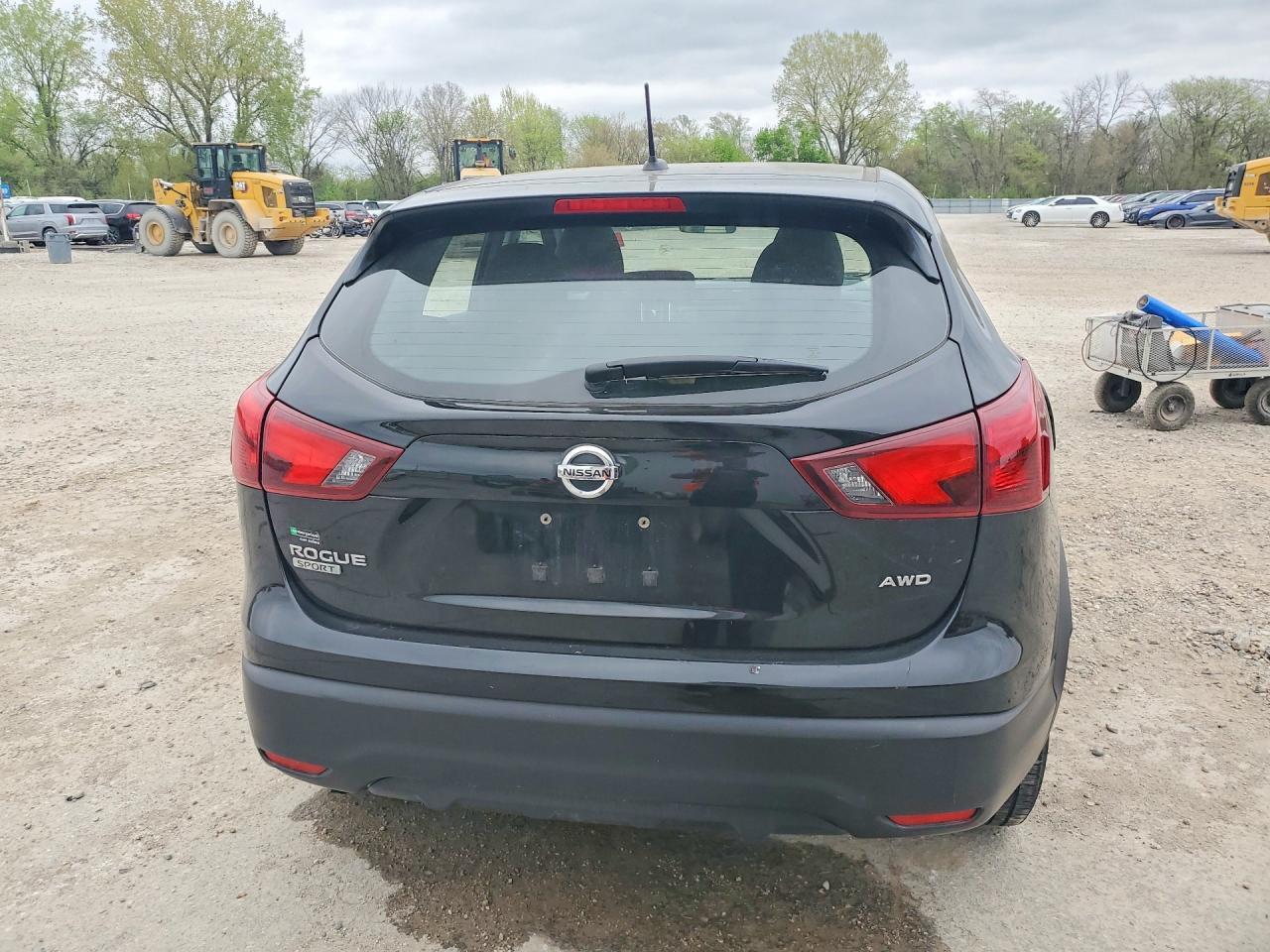 2019 Nissan Rogue Sport S - Фото 6