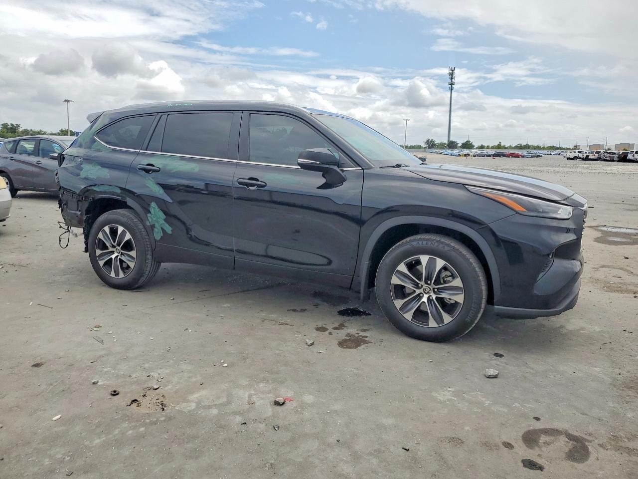 2024 Toyota Highlander Xle - Фото 4
