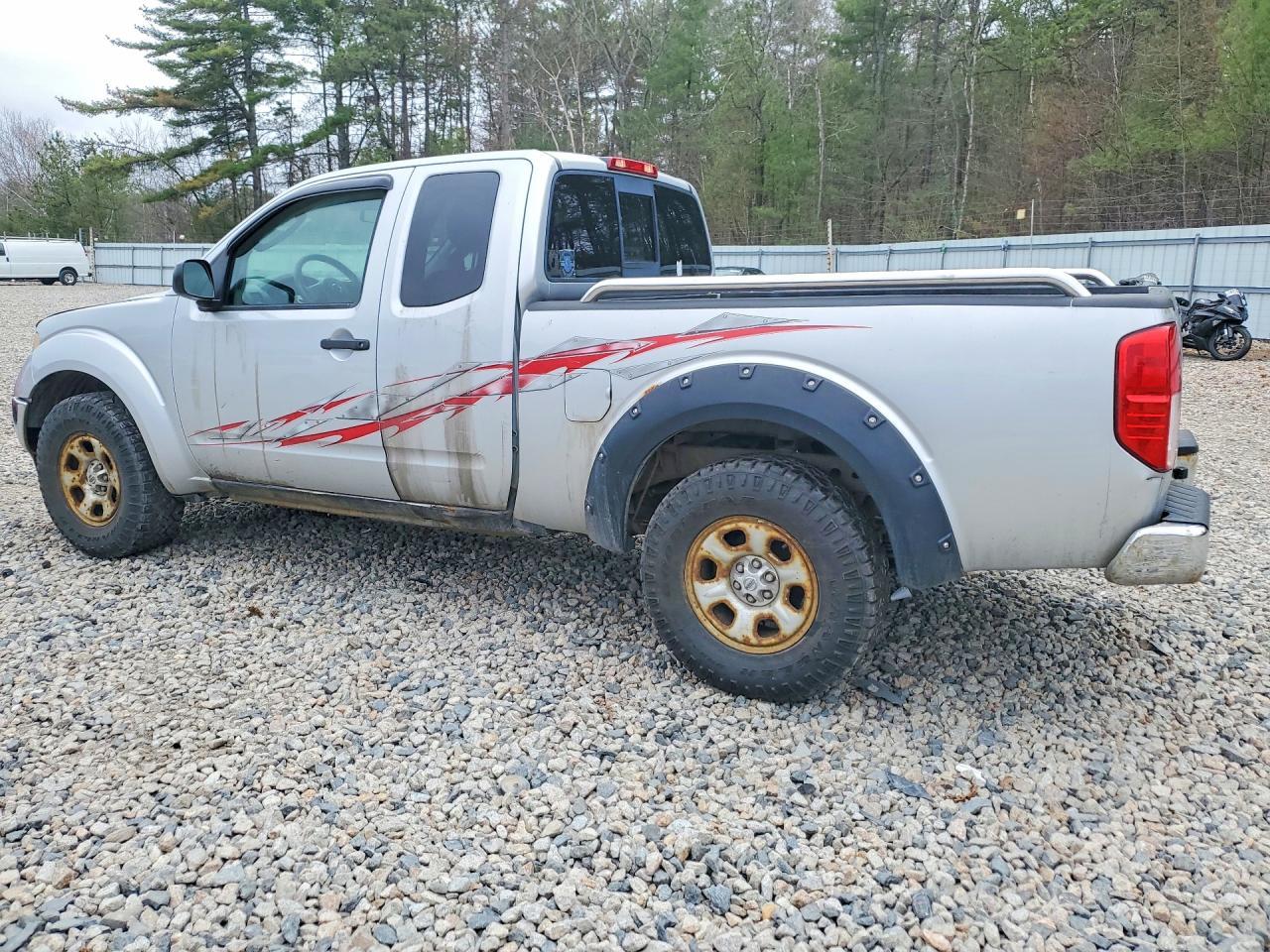 2007 Nissan Frontier Se - Image 2