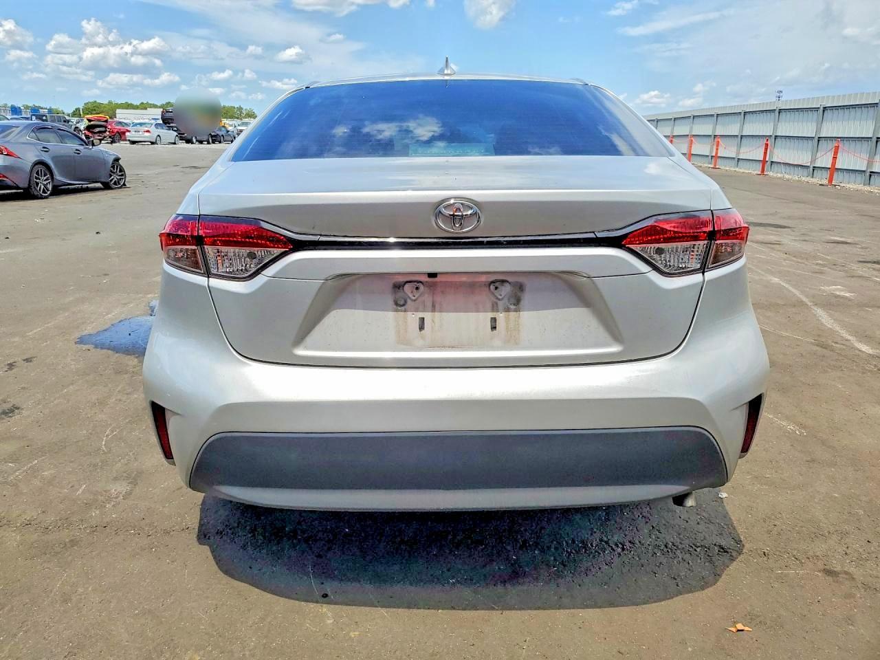 2025 Toyota Corolla Le - Image 6