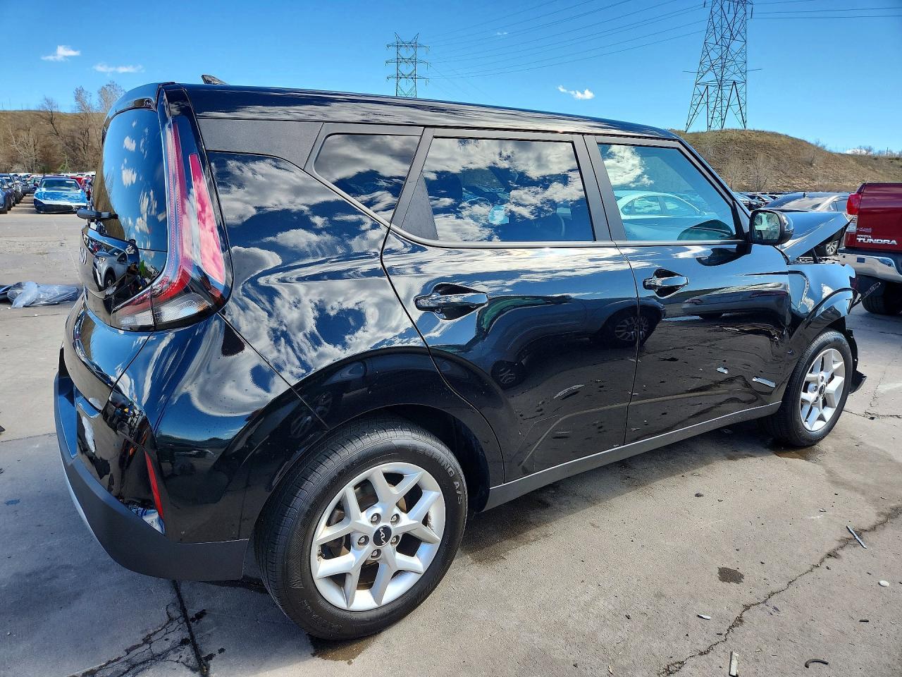 2025 Kia Soul Lx - Image 3