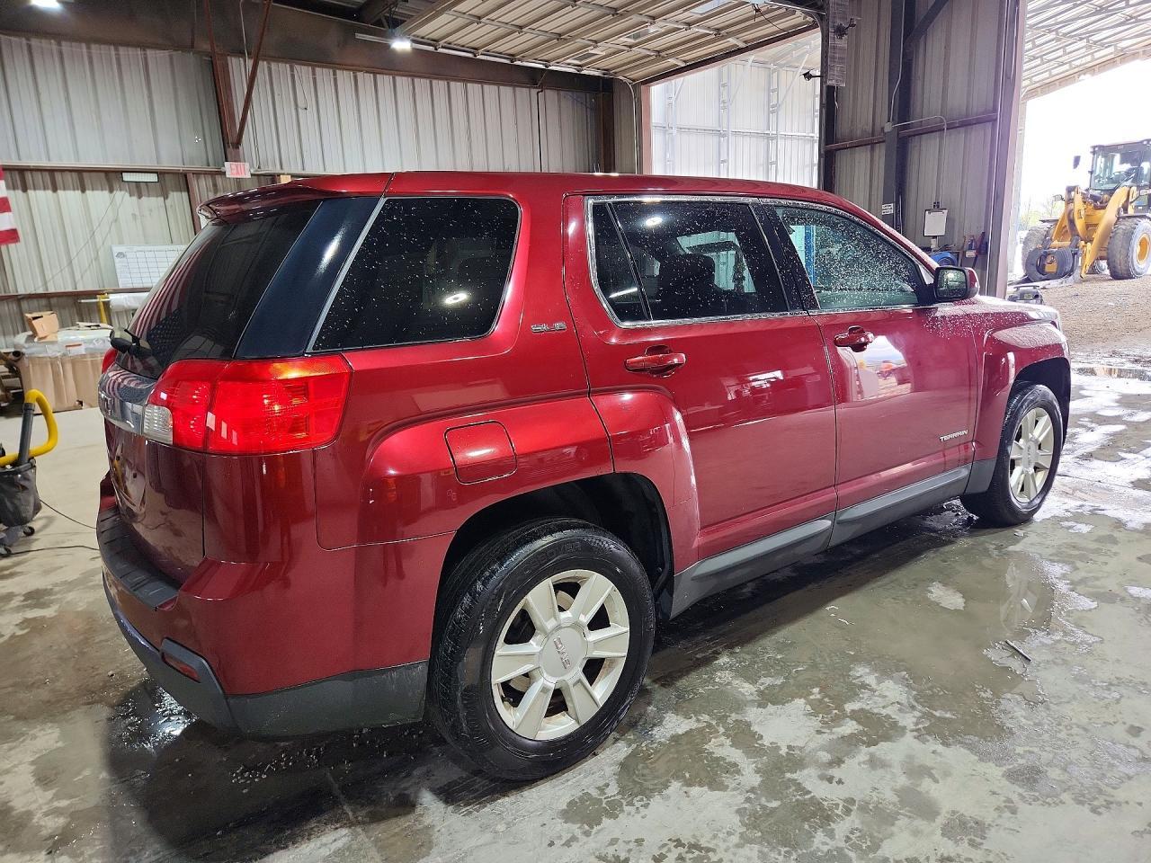 2011 GMC Terrain Sle - Image 3