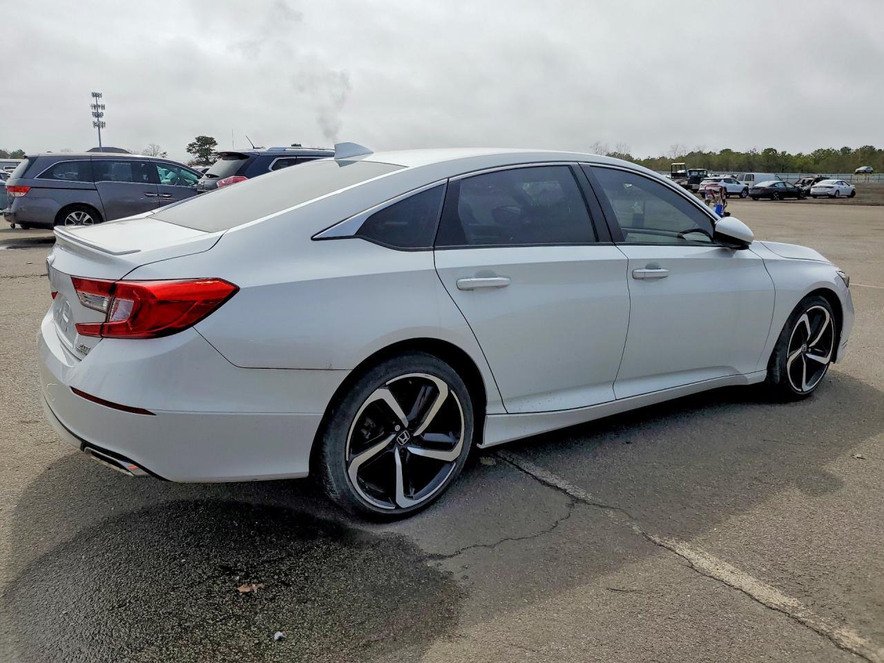 2020 Honda Accord Sport - Фото 3