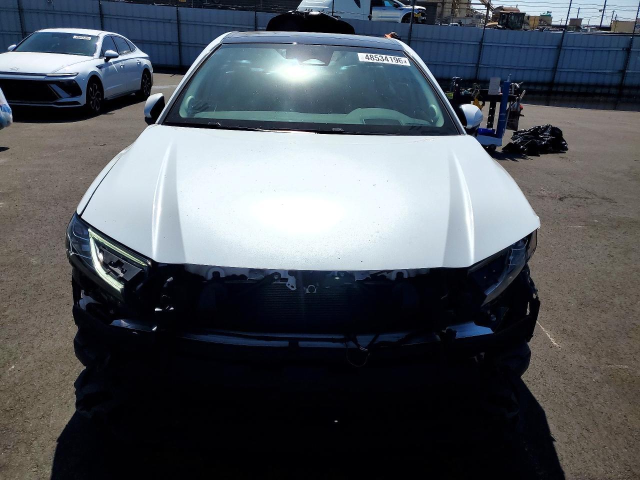 2025 Toyota Camry Xle - Фото 5