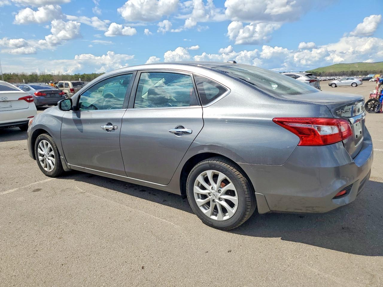2019 Nissan Sentra Sv - Image 2