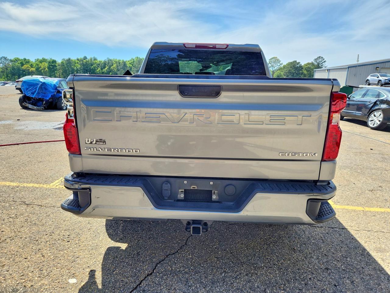 2024 Chevrolet Silverado C1500 Custom - Фото 6