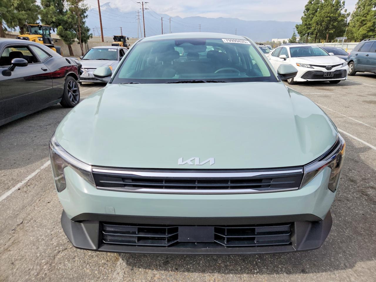 2025 Kia K4 Lxs - Image 5