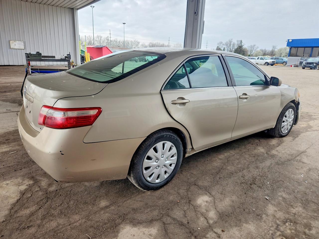 2007 Toyota Camry Xle - Image 3