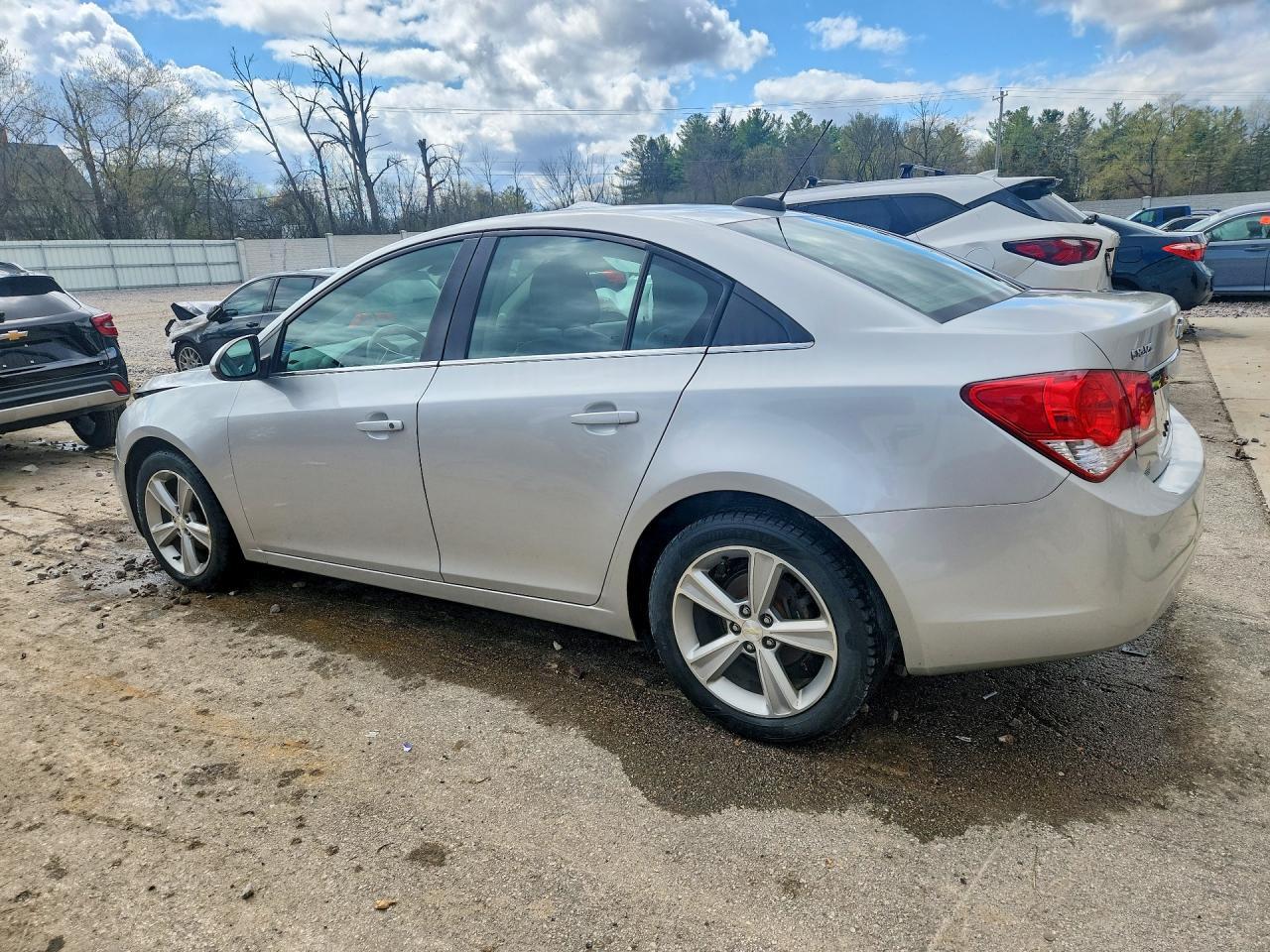 2015 Chevrolet Cruze Lt - Фото 2