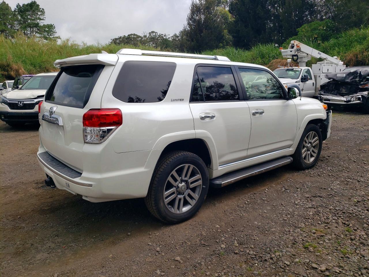 2013 Toyota 4Runner Limited - Image 3
