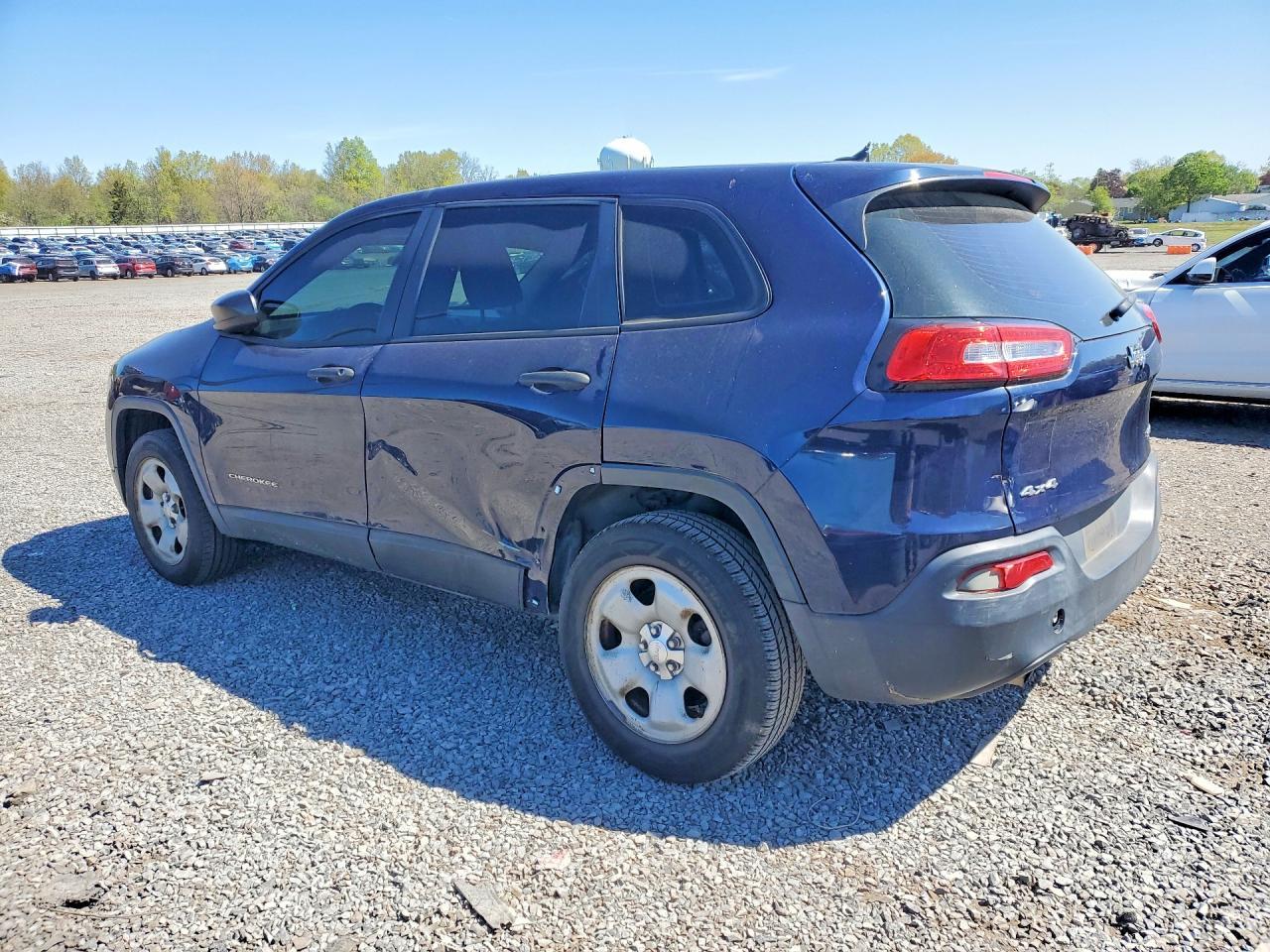 2014 Jeep Cherokee Sport - Фото 2