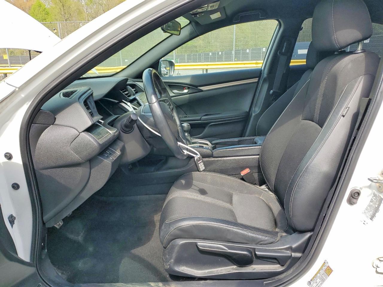 2019 Honda Civic Sport - Фото 7