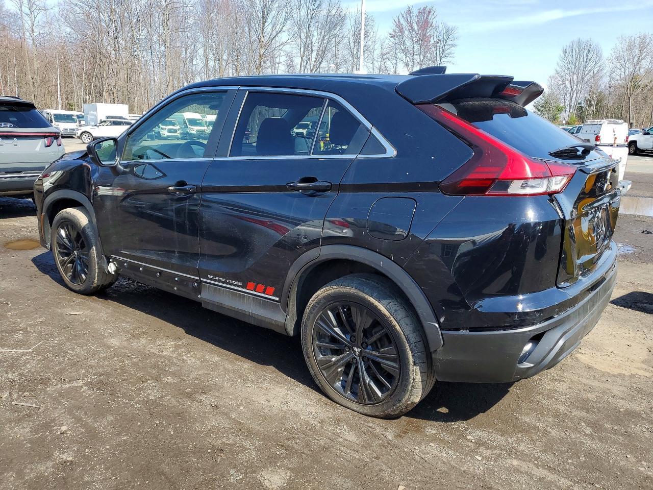 2022 Mitsubishi Eclipse Cross Le - Фото 2