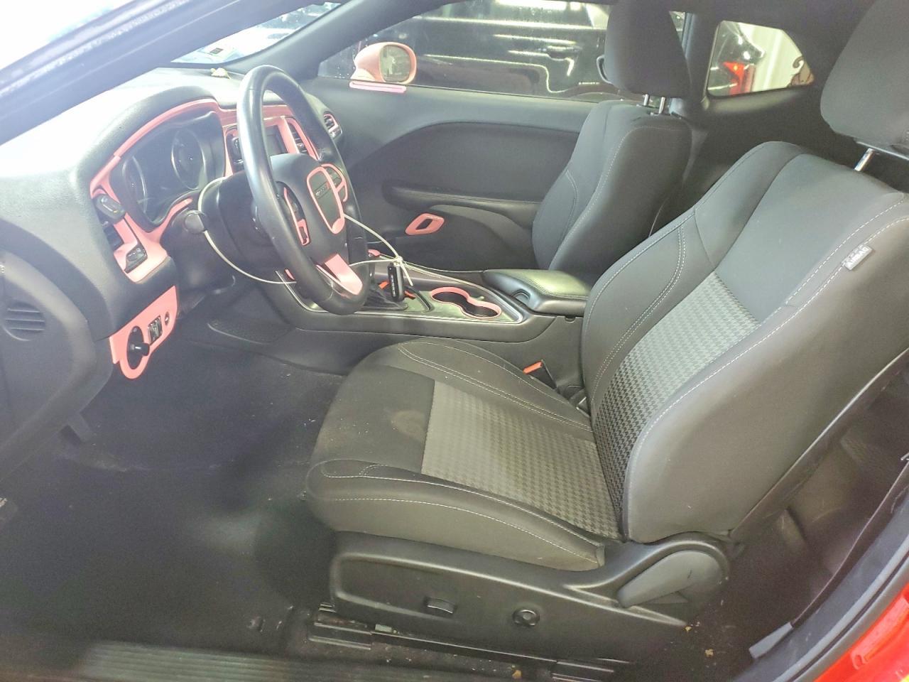 2019 Dodge Challenger Sxt - Image 7
