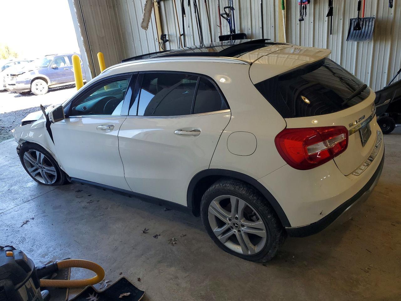 2019 Mercedes-Benz Gla 250 4Matic - Image 2