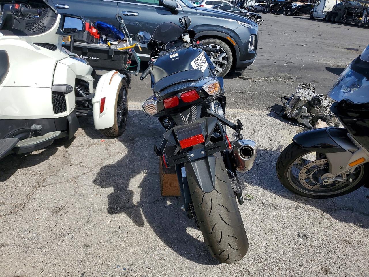 2026 Suzuki Gsx-R750 - Фото 4