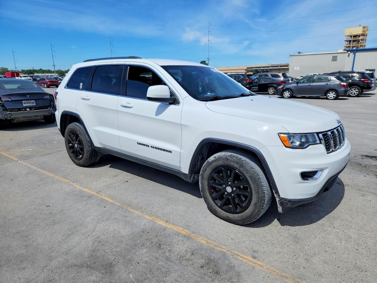 2021 Jeep Grand Cherokee Laredo - Фото 4