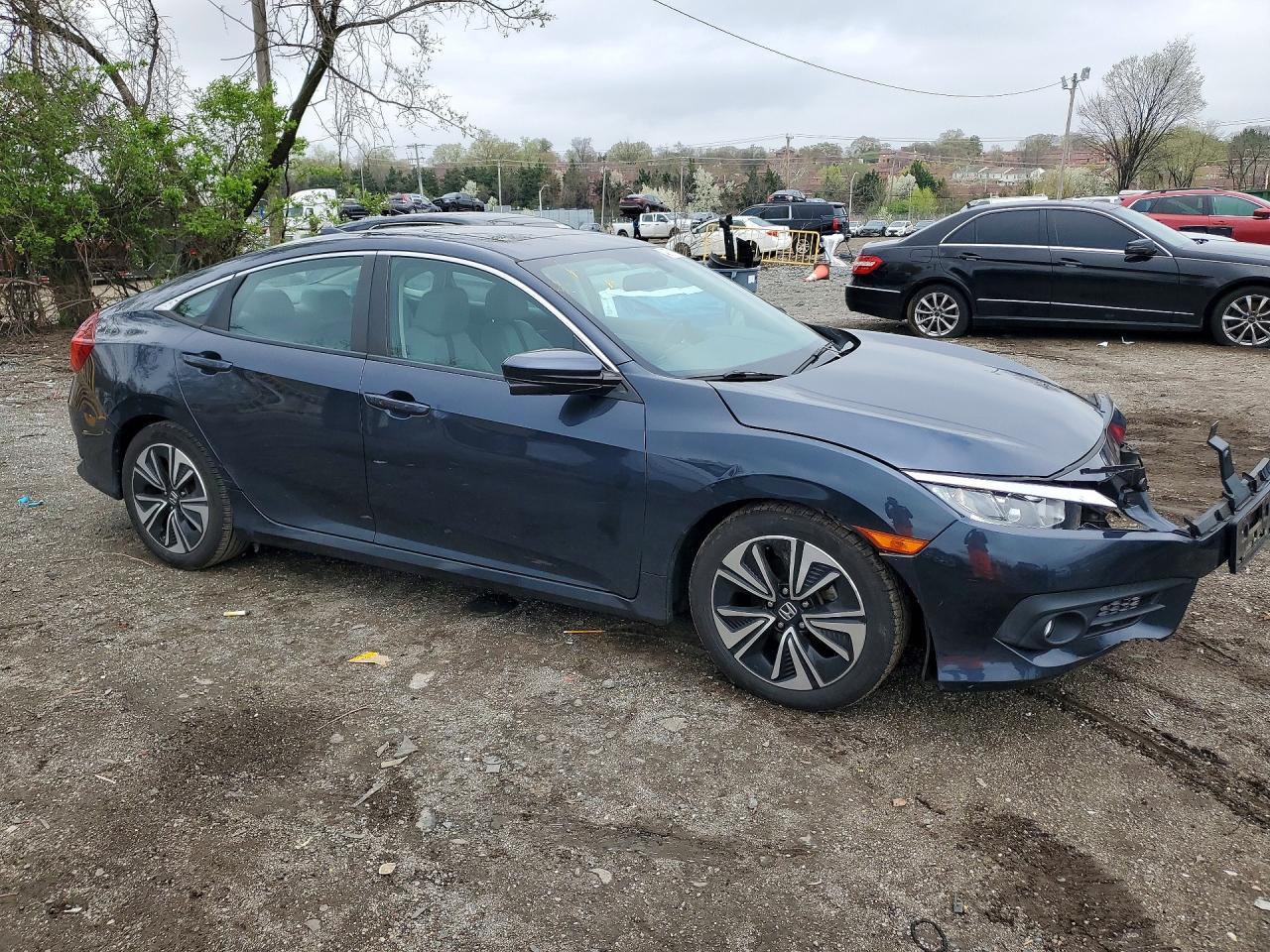 2016 Honda Civic Ex - Image 4