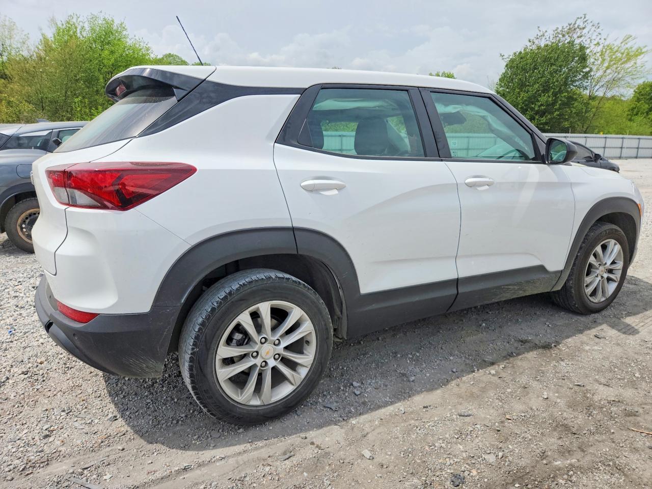 2022 Chevrolet Trailblazer Ls - Фото 3