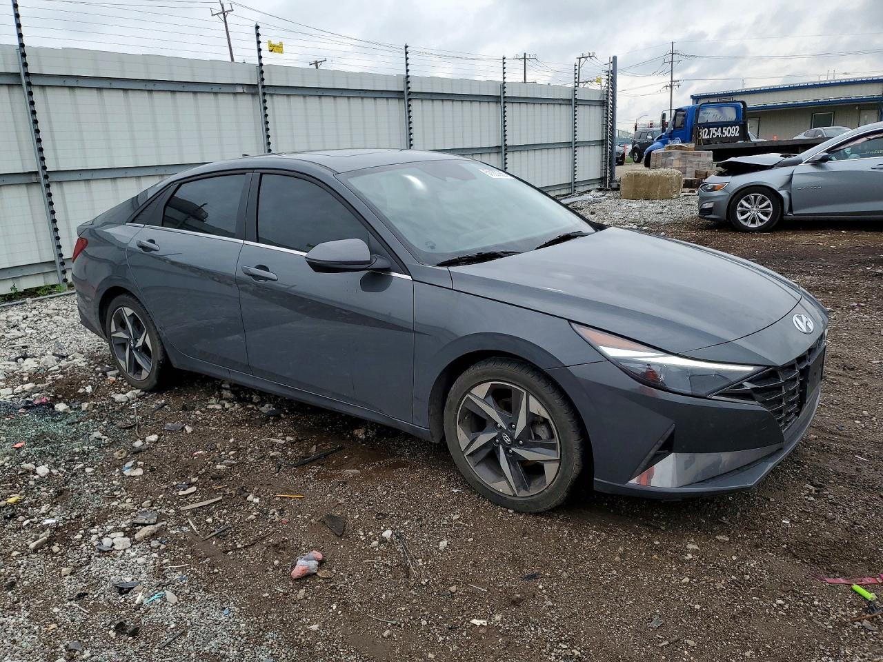 2023 Hyundai Elantra Limited - Фото 4