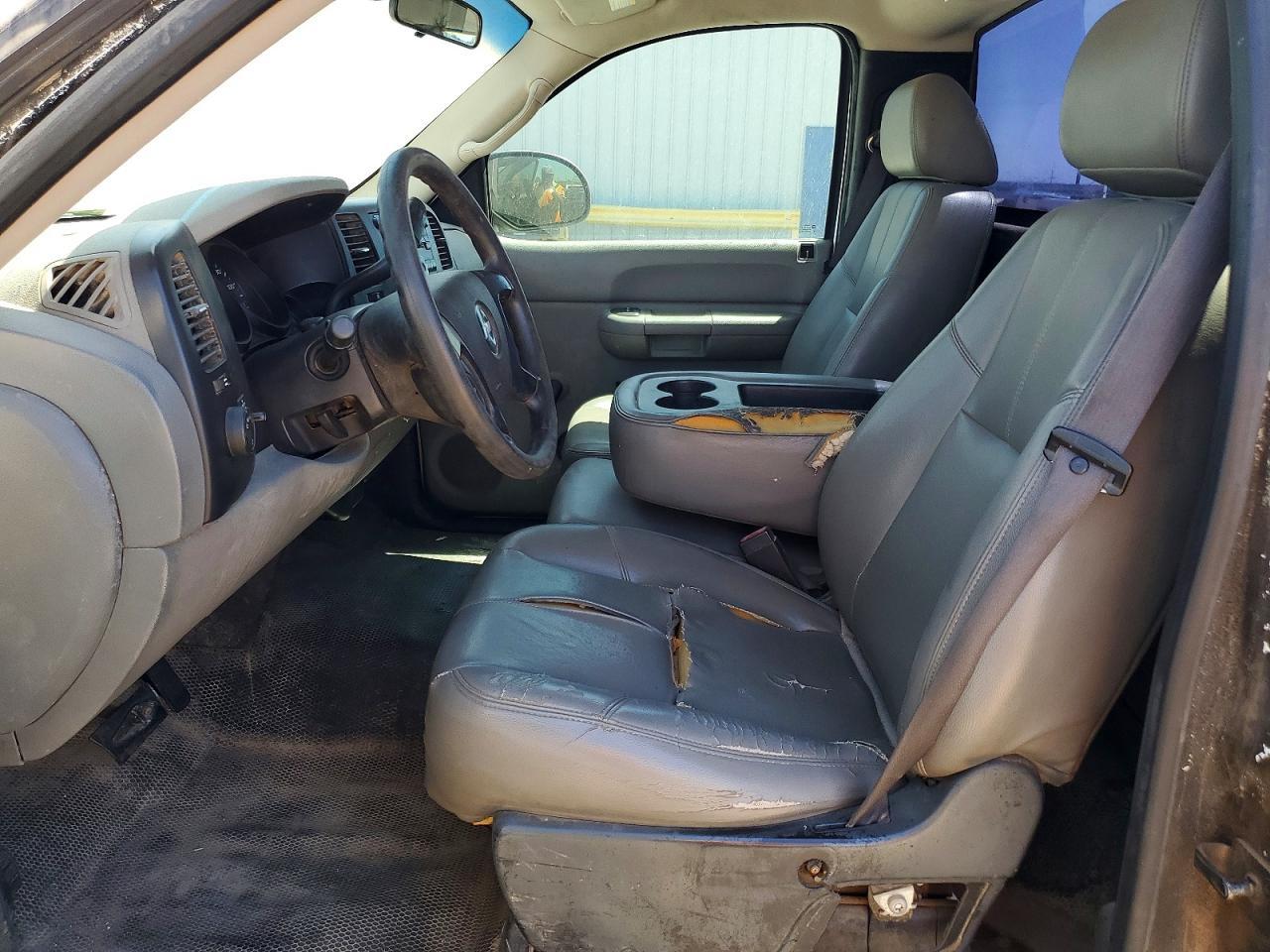 2009 Chevrolet Silverado C1500 - Image 7
