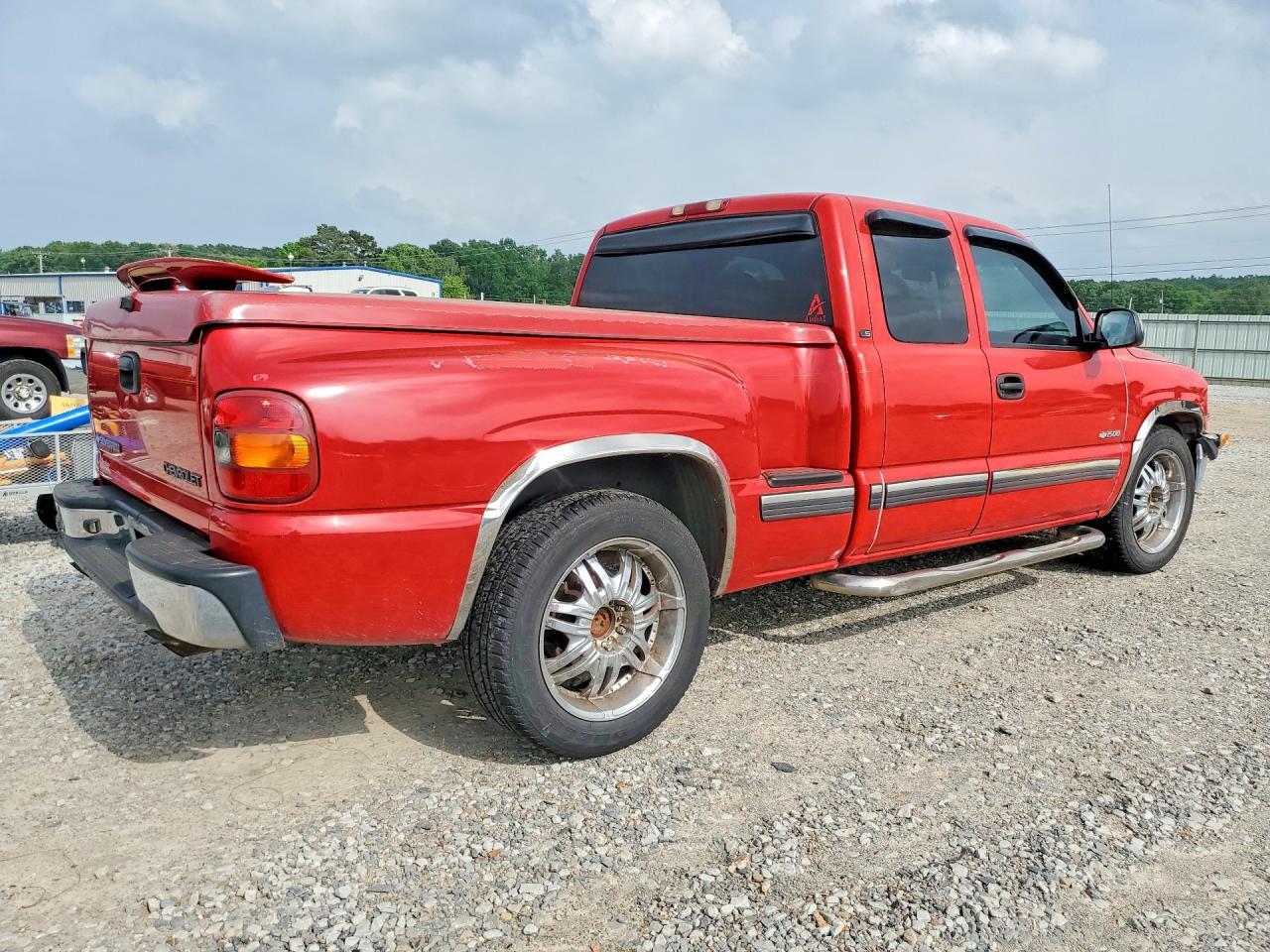 2002 Chevrolet Silverado C1500 - Фото 3