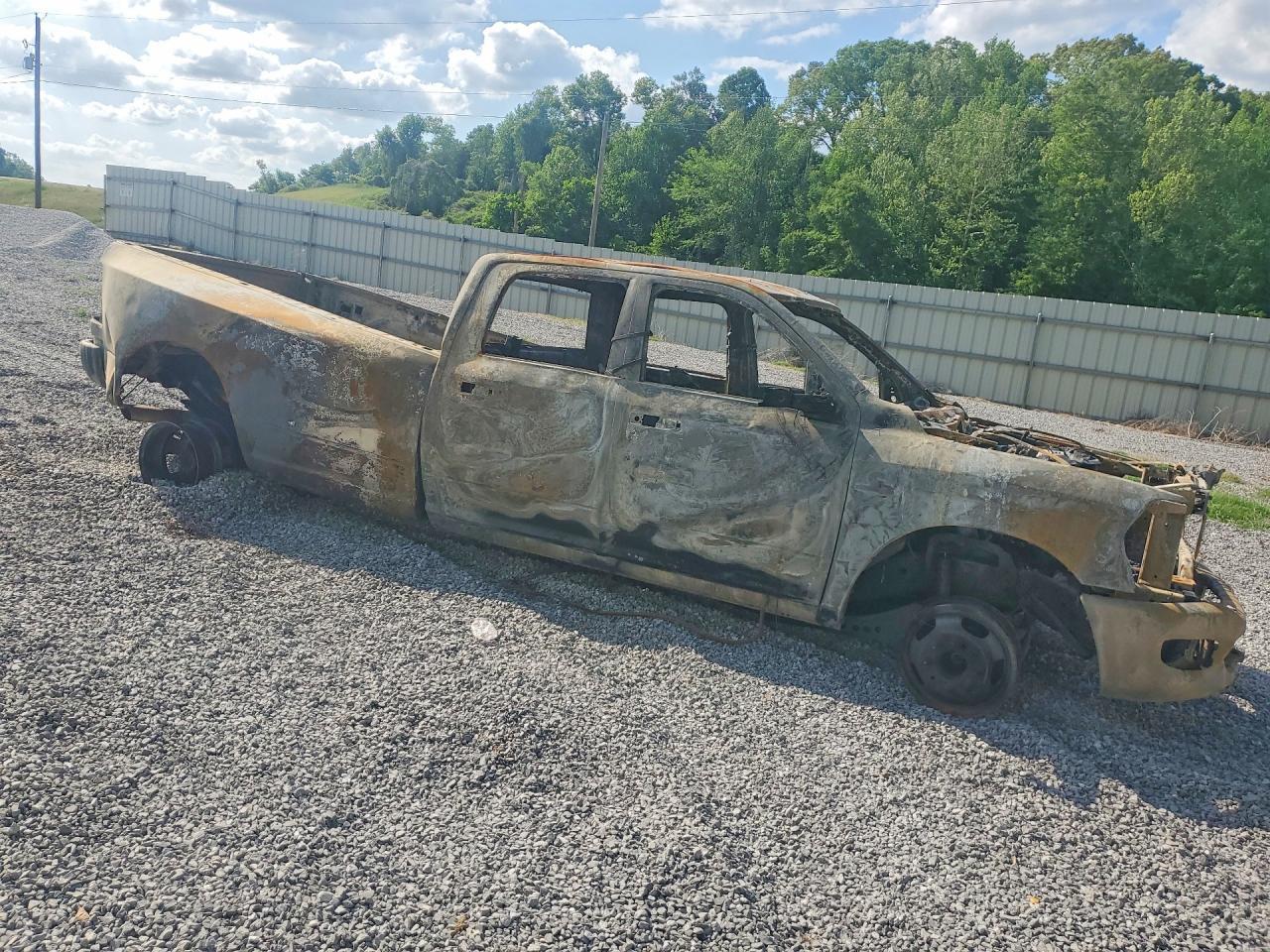 2023 Ram 3500 Tradesman - Фото 4