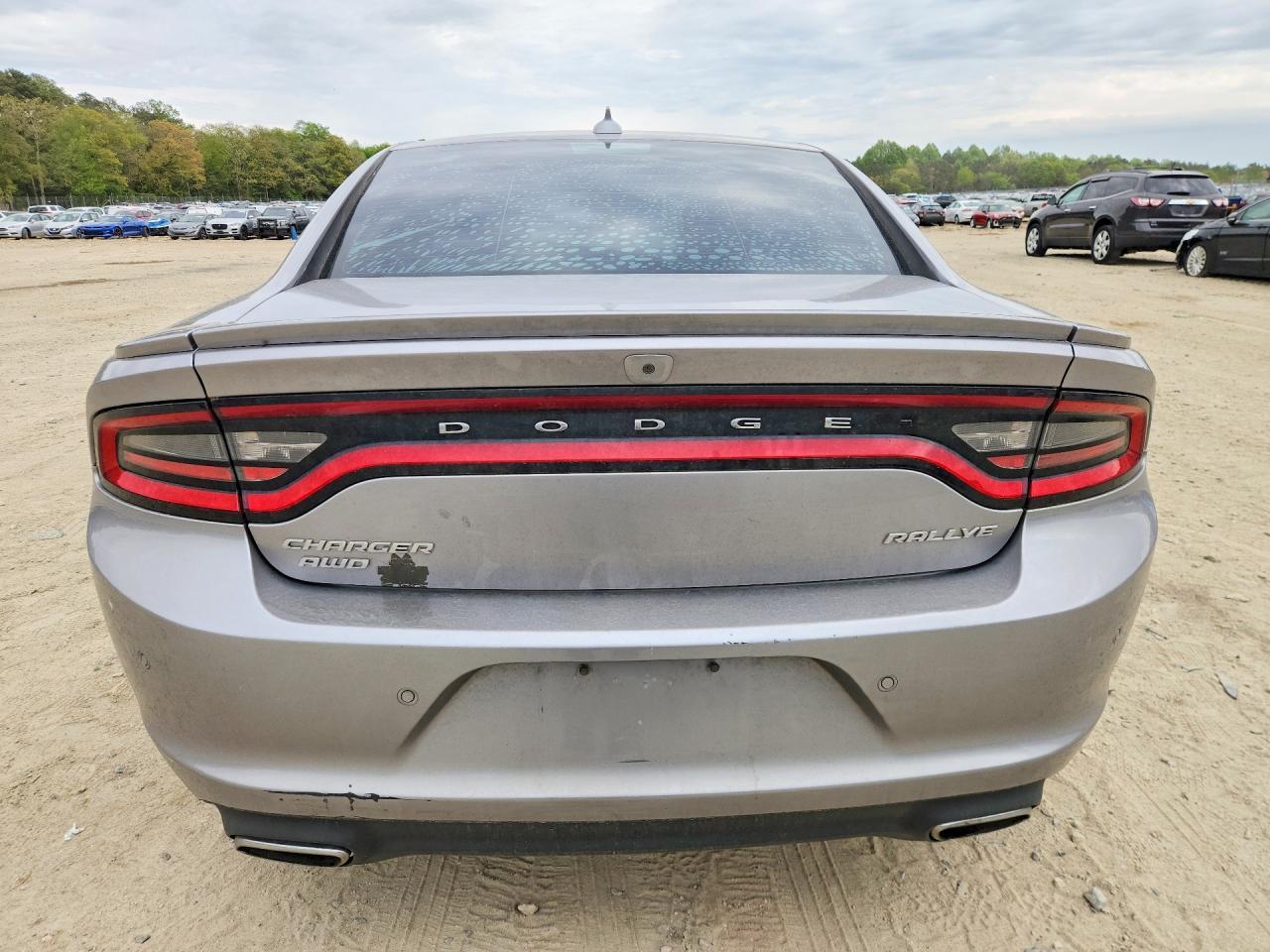 2015 Dodge Charger Sxt - Image 6