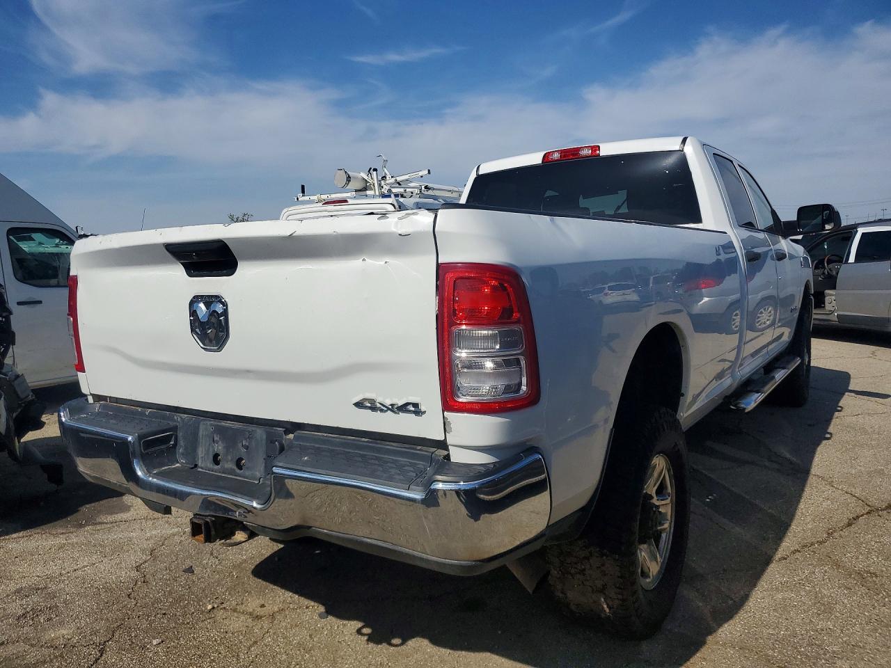 2020 Ram 2500 Tradesman - Фото 3