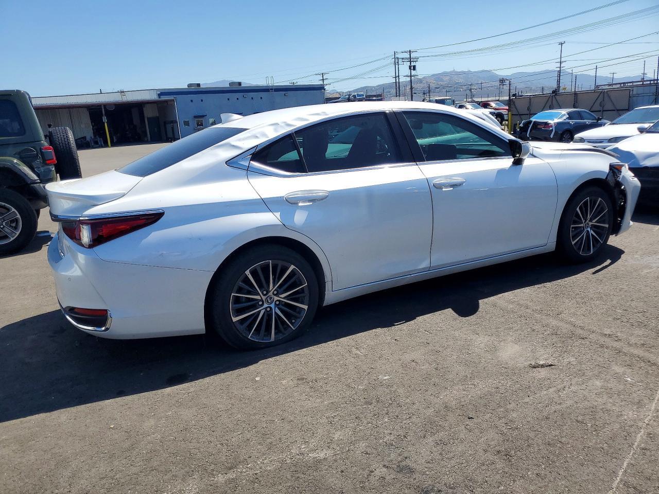 2024 Lexus Es 300H Base - Фото 3