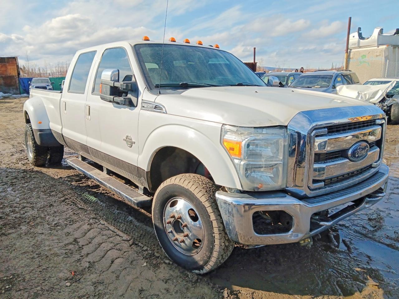 2015 Ford F350 Super Duty - Фото 4