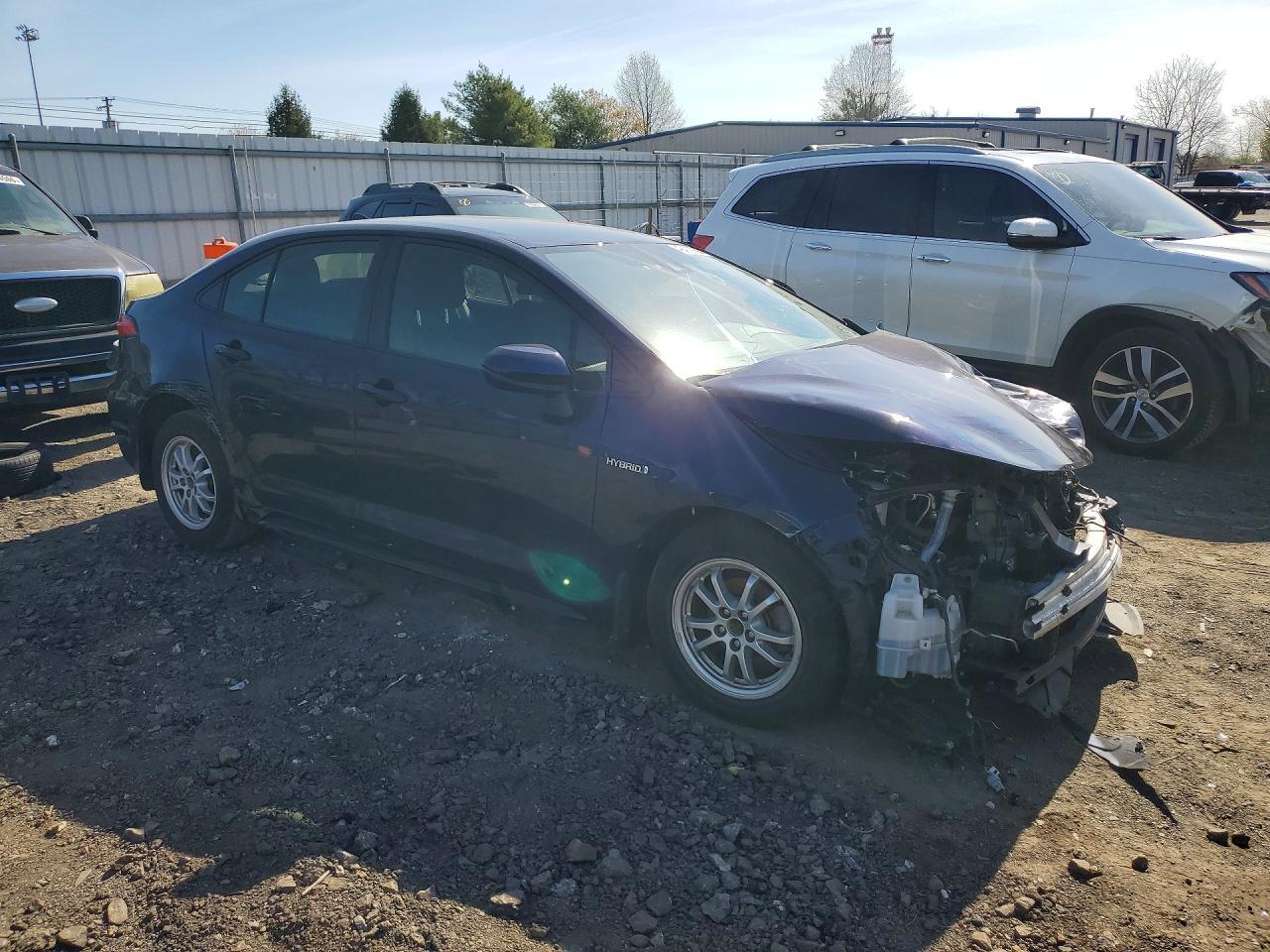 2021 Toyota Corolla Le - Image 4