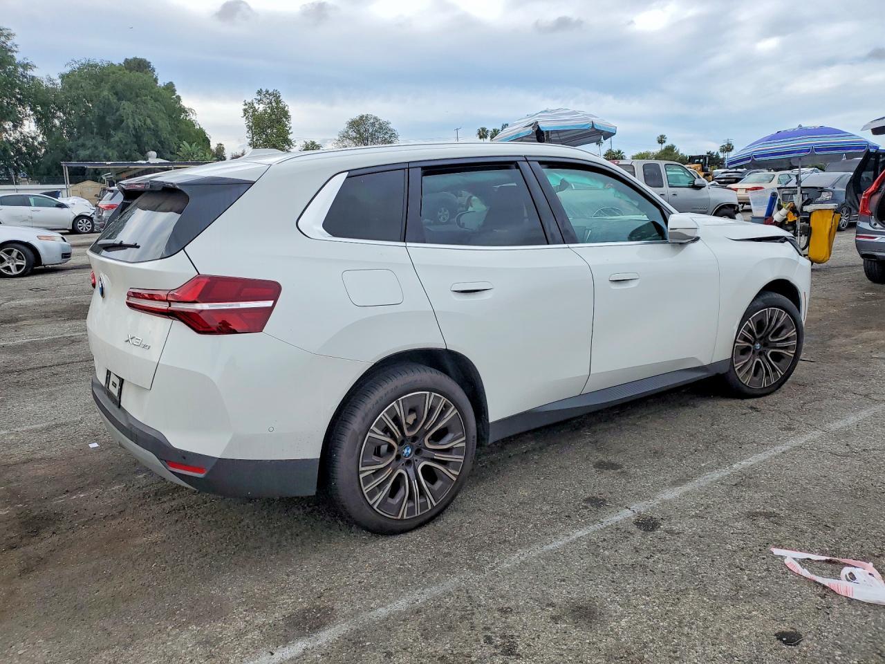2025 BMW X3 30 xDrive - Фото 3