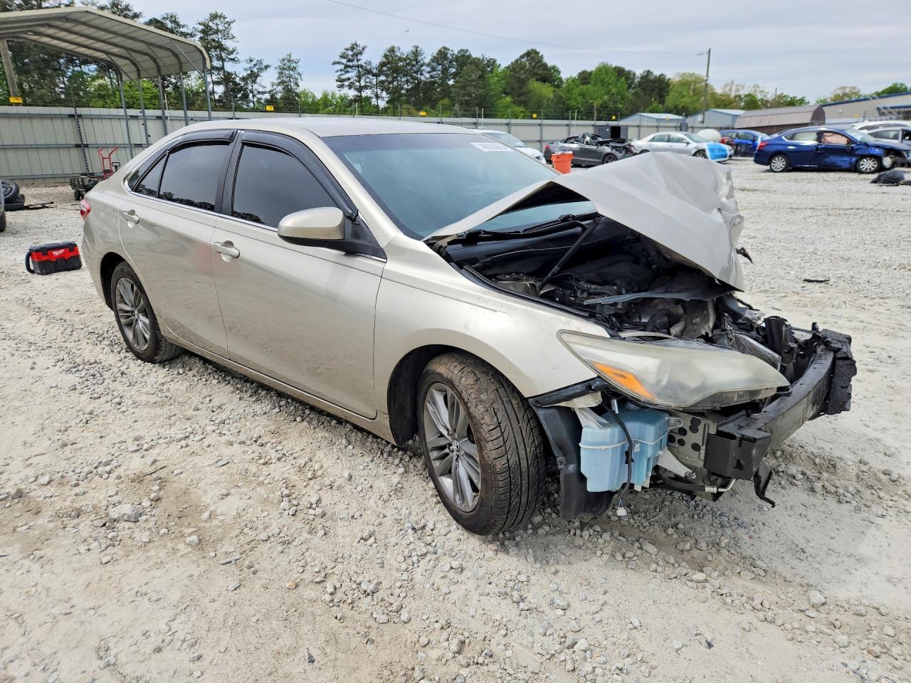 2017 Toyota Camry Se - Фото 4