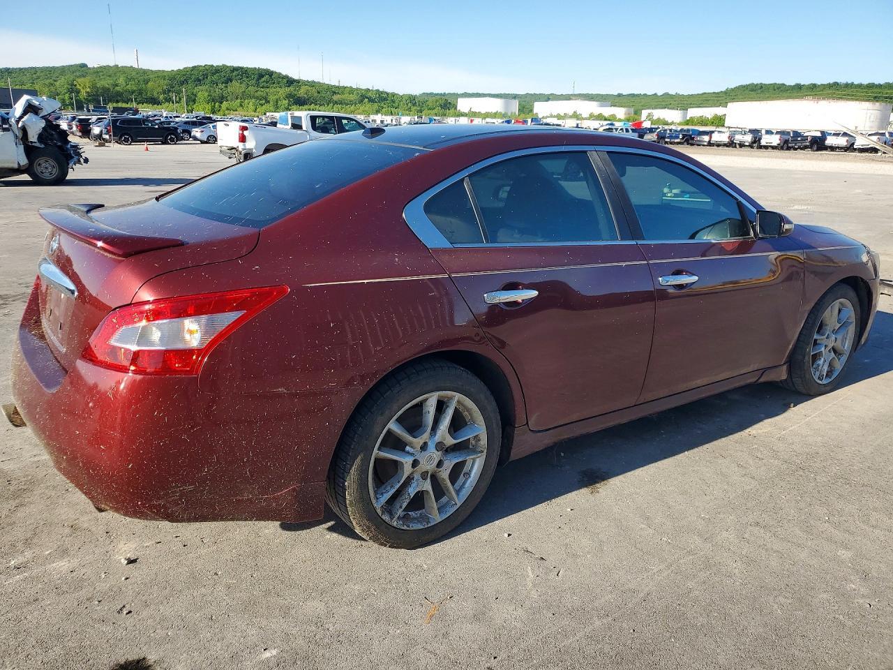 2011 Nissan Maxima 3.5 S - Image 3