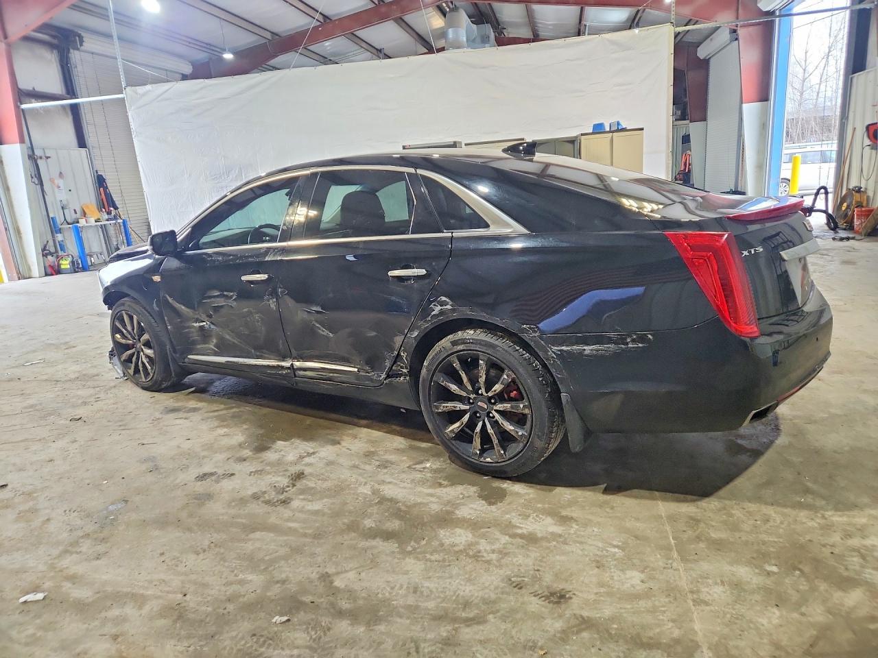 2017 Cadillac Xts Luxury - Фото 2