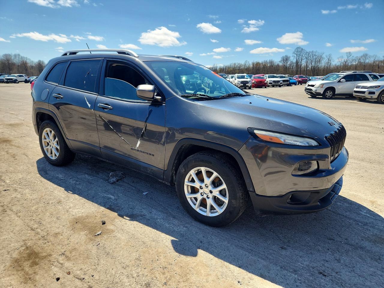 2015 Jeep Cherokee Latitude - Фото 4