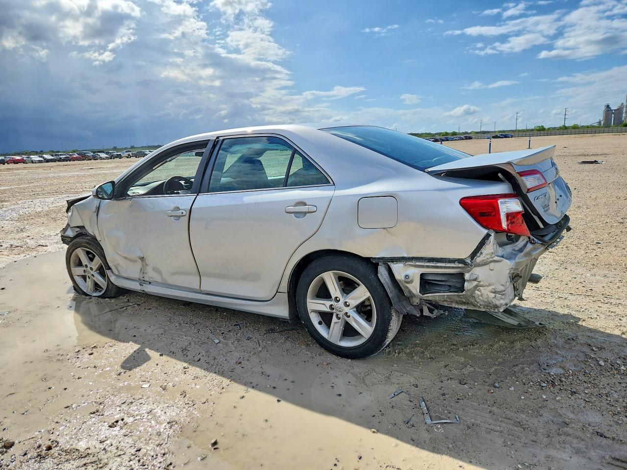 2014 Toyota Camry Se - Фото 2