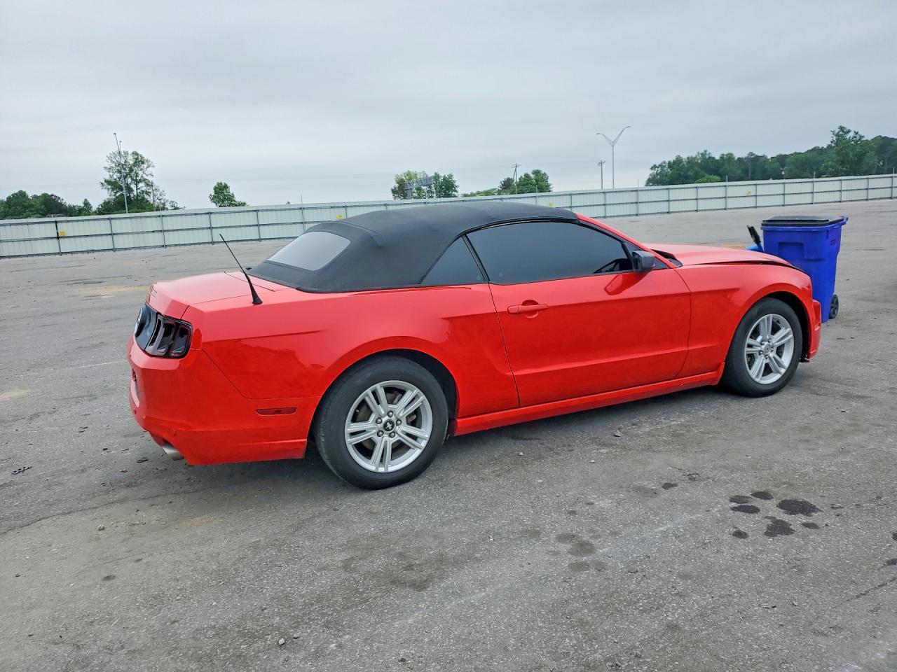 2013 Ford Mustang - Фото 3