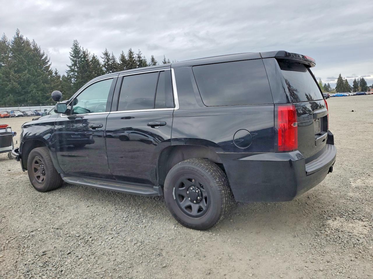 2018 Chevrolet Tahoe Police - Image 2