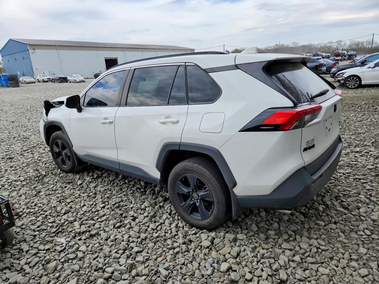 2020 Toyota Rav4 Xle - Фото 2