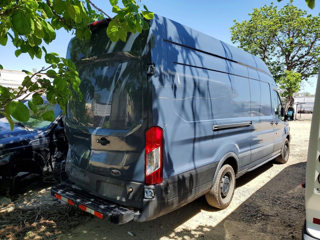 2019 Ford Transit T-250 - Image 3