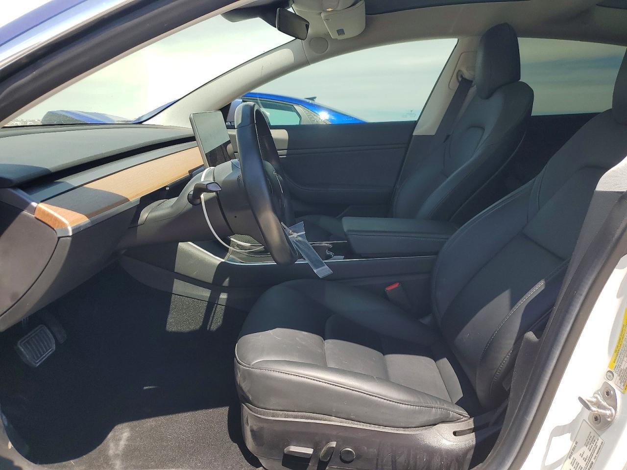2019 Tesla Model 3 - Image 7