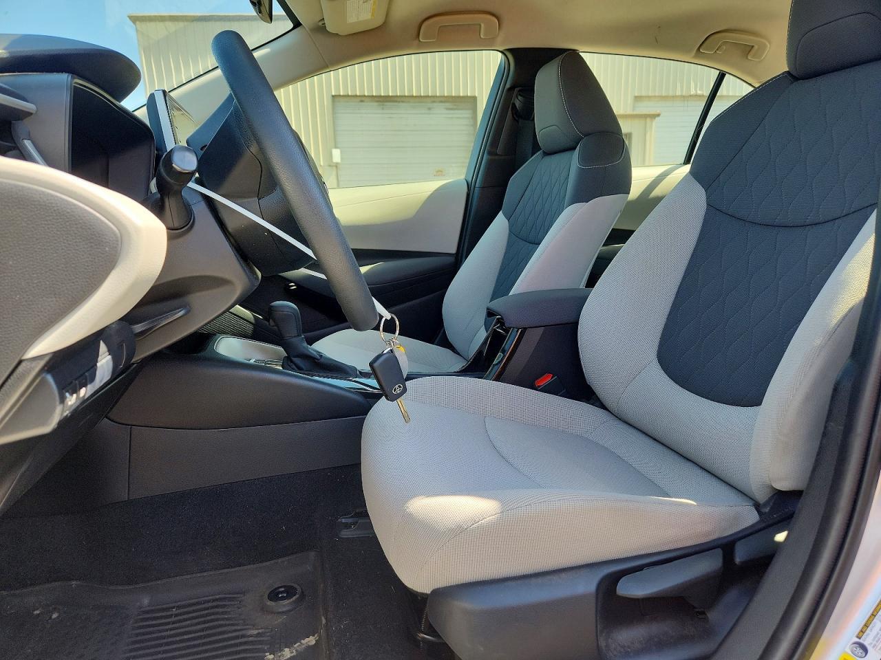 2020 Toyota Corolla Le - Фото 7