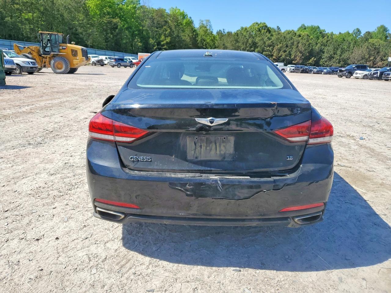 2015 Hyundai Genesis 3.8L - Фото 6