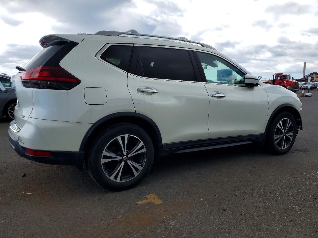 2020 Nissan Rogue Sv - Image 3